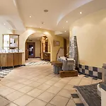 Hotel Alpenaussicht 4*