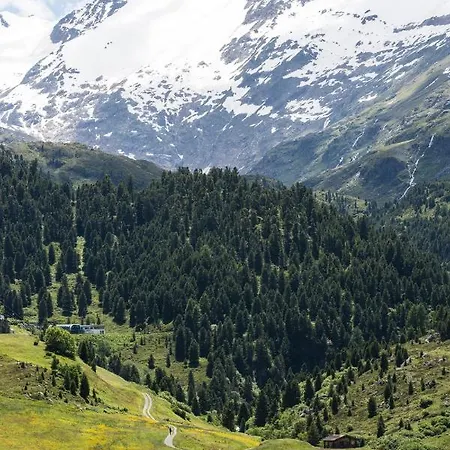 Alpenaussicht Hotel 4*