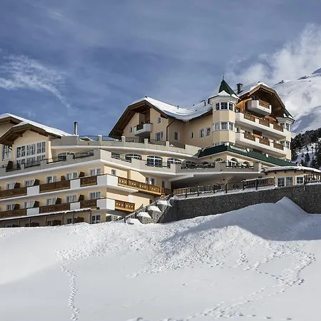 Alpenaussicht Hotel 4*