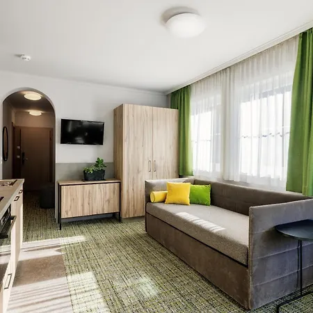 Alpenaussicht Hotel 4*