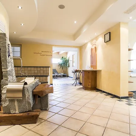 Ξενοδοχείο Alpenaussicht 4*