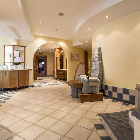 Ξενοδοχείο Alpenaussicht 4*