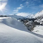Alpenaussicht Hotel 4*