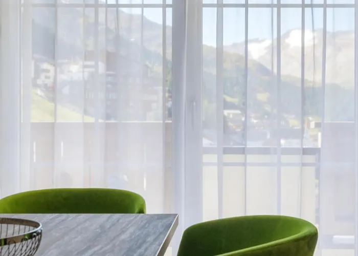 Alpenaussicht Hotel 4*